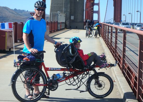 Un tandem Hase Pino en voyage autour du monde pendant un an