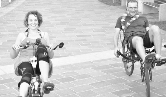 Vélos couchés AZUB 5 Alice et Benoît avec le sourire