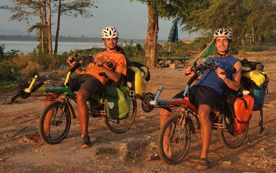 Deux vélos couchés AZUB SIX en voyage en Asie - Lucas et Nicolas, Vasieroule